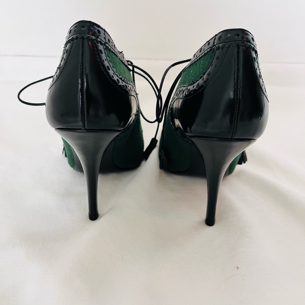 Tory Burch Green and Black Lace-Up Pointed Toe Heels - Picture 6 of 12